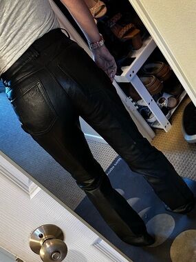 Vintage Co-operative 100% Leather Straight Leg Pants Size 6 Black Lined